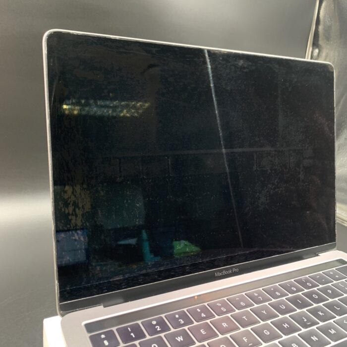 Macbook Pro 13" 2016 | 2,9GHz i5 | 8GB | 256GB | Touch Bar | Space Grey - Image 6