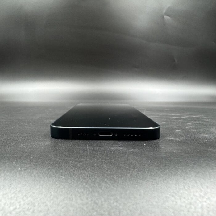 iPhone 13 128GB Midnight - Image 5