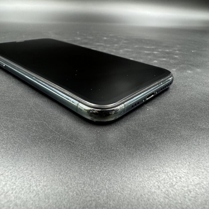 iPhone 11 Pro 256GB Midnight Green (Cracked Back) - Image 5