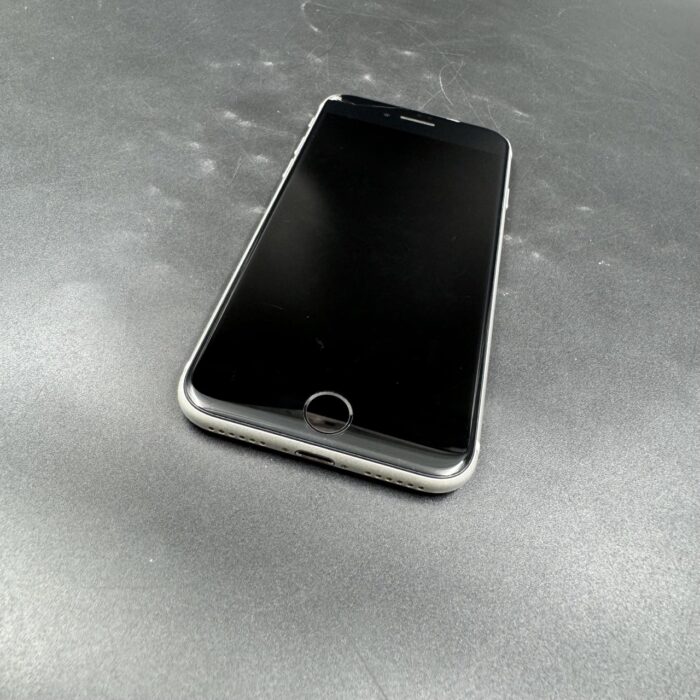 iPhone SE (2020) 128GB White (Chipped screen) - Image 7