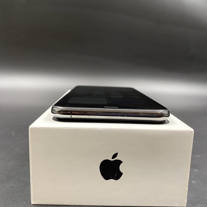 iPhone XS Max 256GB Space Grey - Image 4