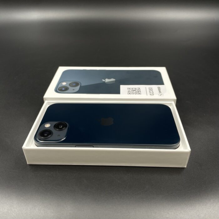 iPhone 13 128GB Midnight - Image 2