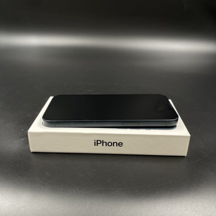 iPhone 13 128GB Midnight - Image 5