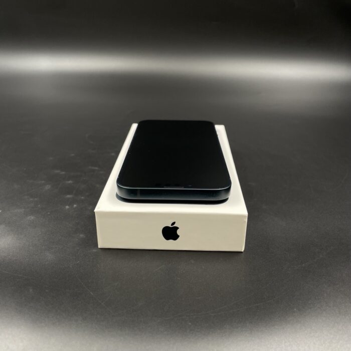 iPhone 13 128GB Midnight - Image 6