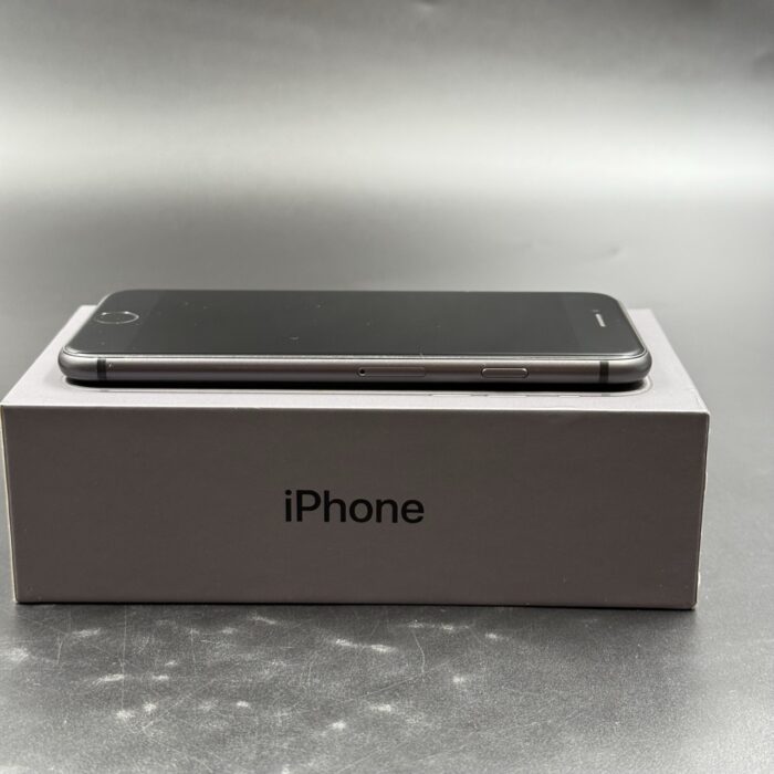 iPhone 8 64GB Space Grey - Image 4