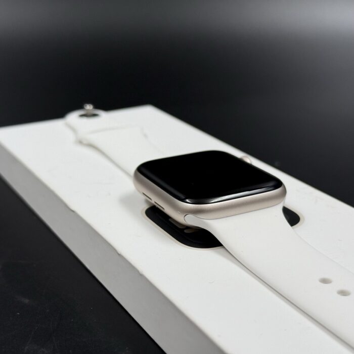 Apple Watch SE 2 44MM Starlight - Image 6