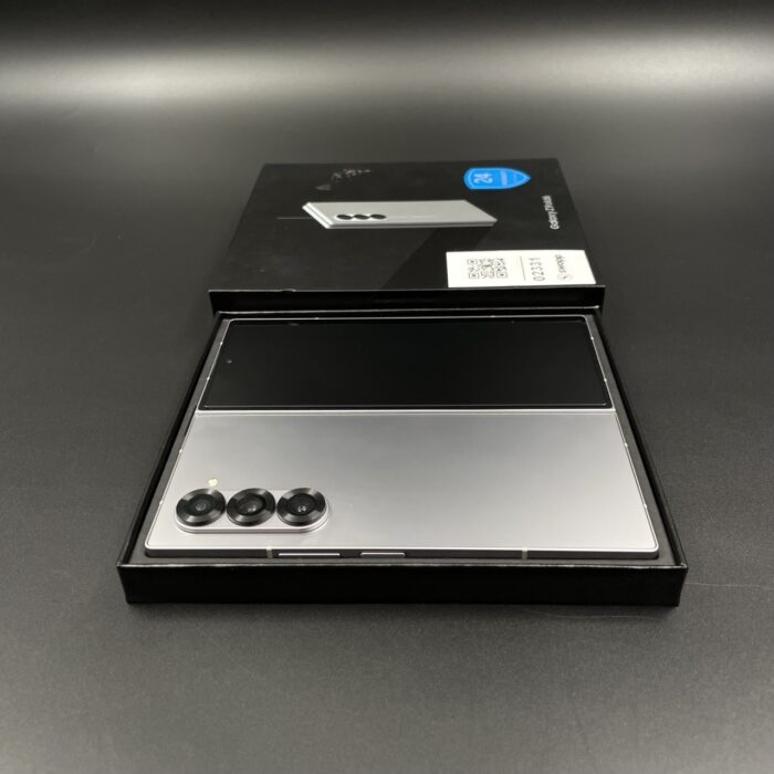 Samsung Galaxy Fold 6 256GB Silver Shadow - Image 2