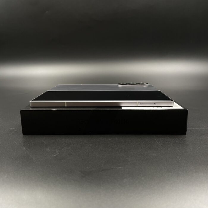 Samsung Galaxy Fold 6 256GB Silver Shadow - Image 6