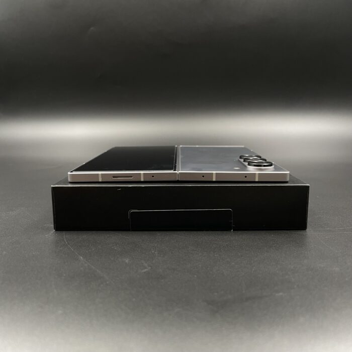 Samsung Galaxy Fold 6 256GB Silver Shadow - Image 7