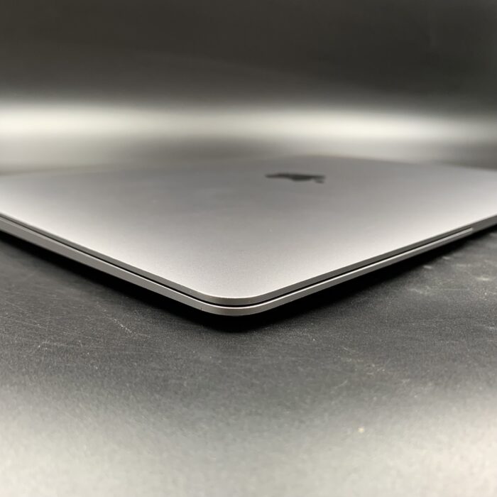 Macbook Air M1 13-inch 256GB Space Grey - Image 2