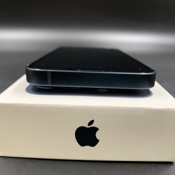 iPhone 13 Mini 256GB Midnight (Cracked Screen) - Image 5