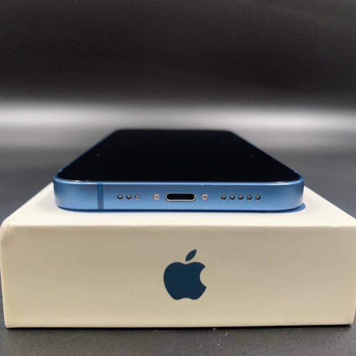 iPhone 13 128GB Blue - Image 6