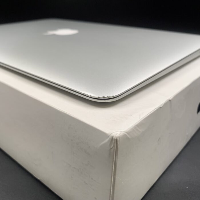Macbook Air 13" 2015 1.6Ghz | 128GB SSD | 8GB Ram | Core i5 - Image 3