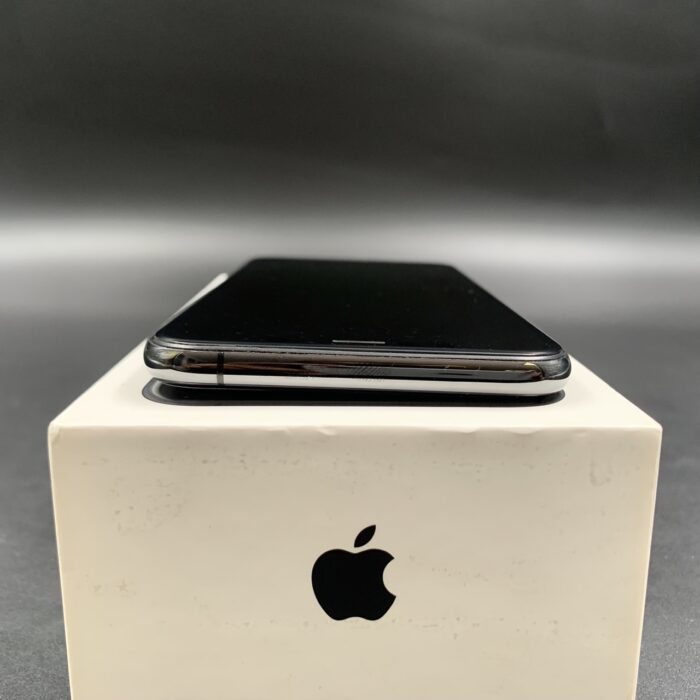 iPhone Xs 64GB Space Grey - Image 3