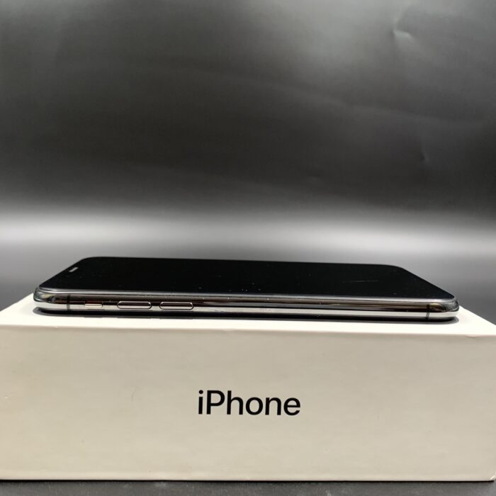 iPhone Xs 64GB Space Grey - Image 4