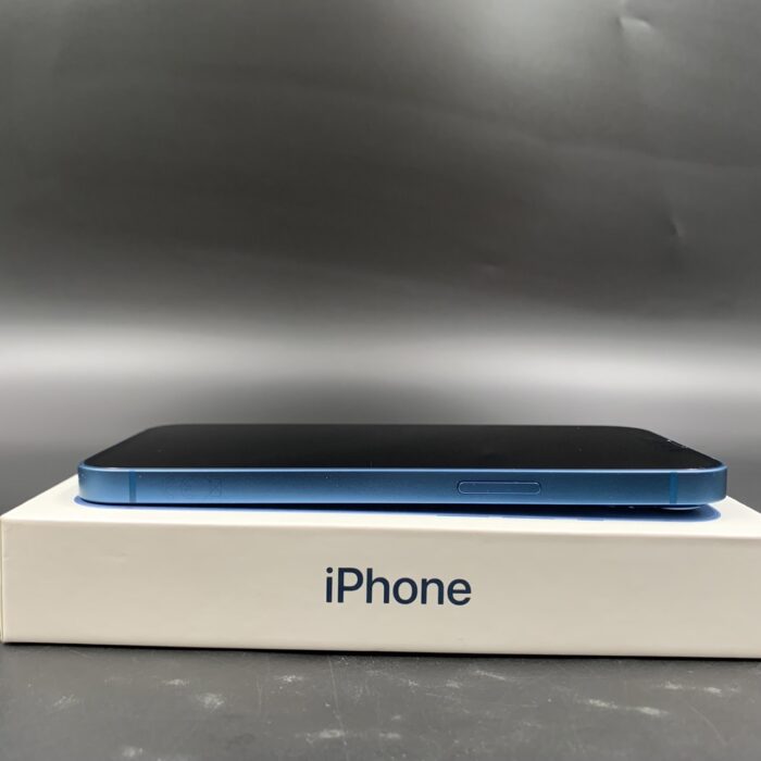 iPhone 13 256GB Blue - Image 3