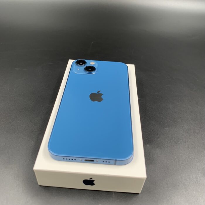 iPhone 13 256GB Blue - Image 6