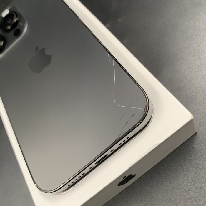 iPhone 14 Pro 128GB Space Black (Cracked Back) - Image 9