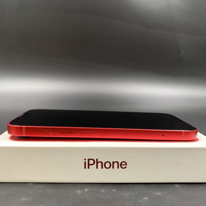 iPhone 13 128GB Red - Image 5