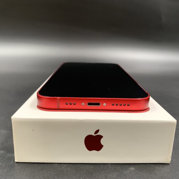 iPhone 13 128GB Red - Image 6