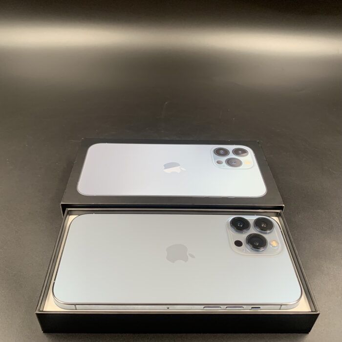 iPhone 13 Pro Max 256GB Sierra Blue - Image 2
