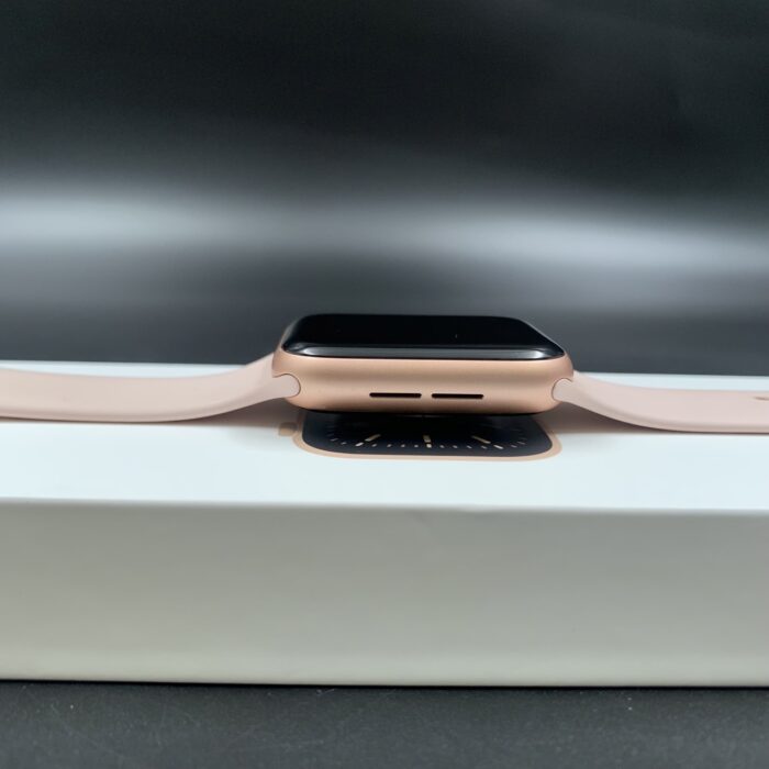 Apple Watch Series 6 44MM Rose Gold - Image 4