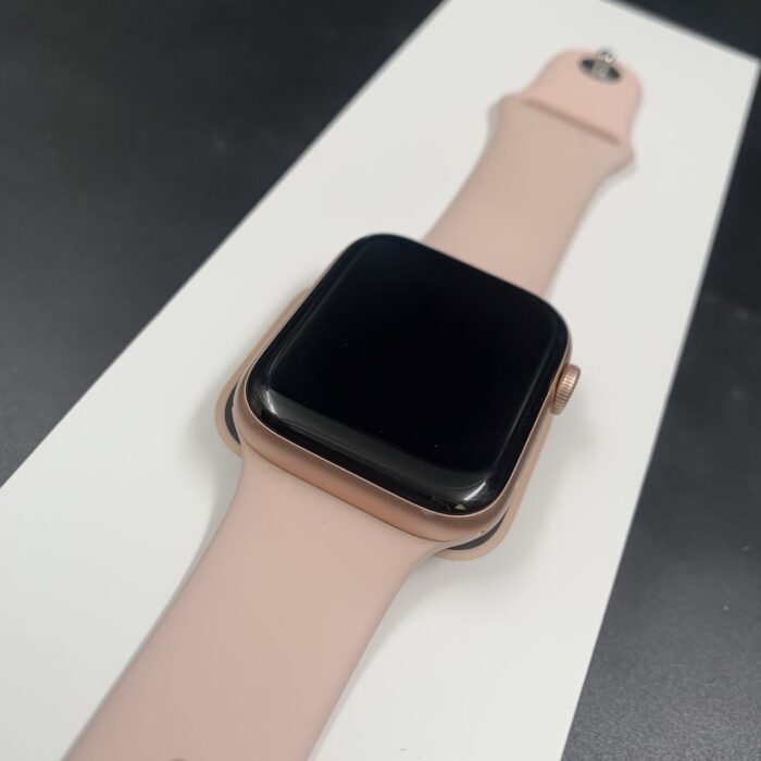 Apple Watch Series 6 44MM Rose Gold - Image 6