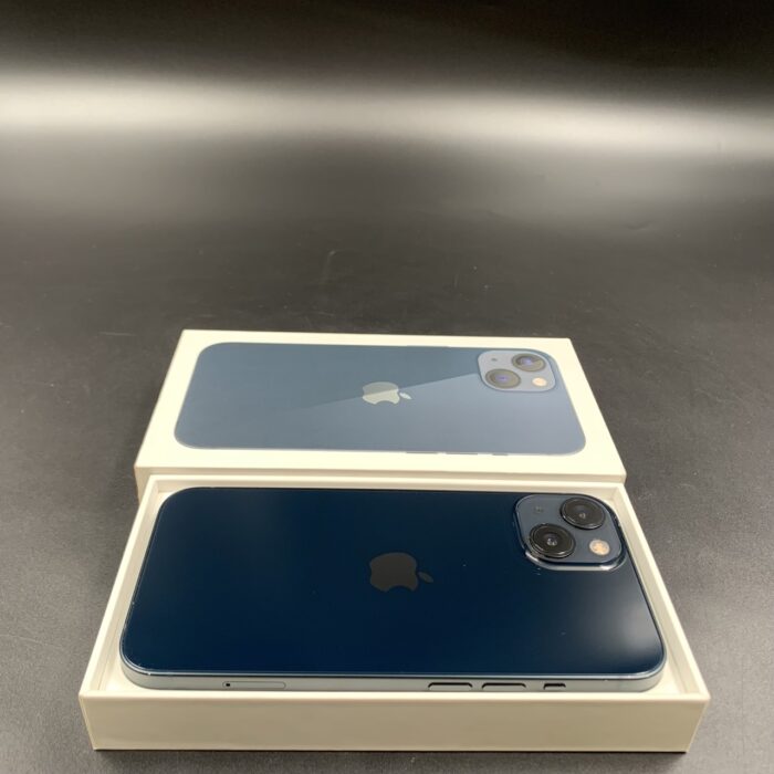 iPhone 13 256GB Black - Image 2