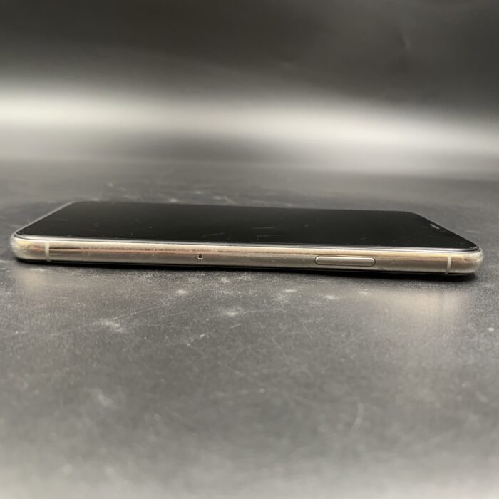 iPhone 11 Pro 256GB Silver - Image 2