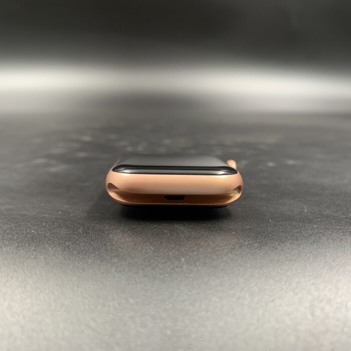 Apple Watch SE (Gen 1) 40MM Rose Gold - Image 3