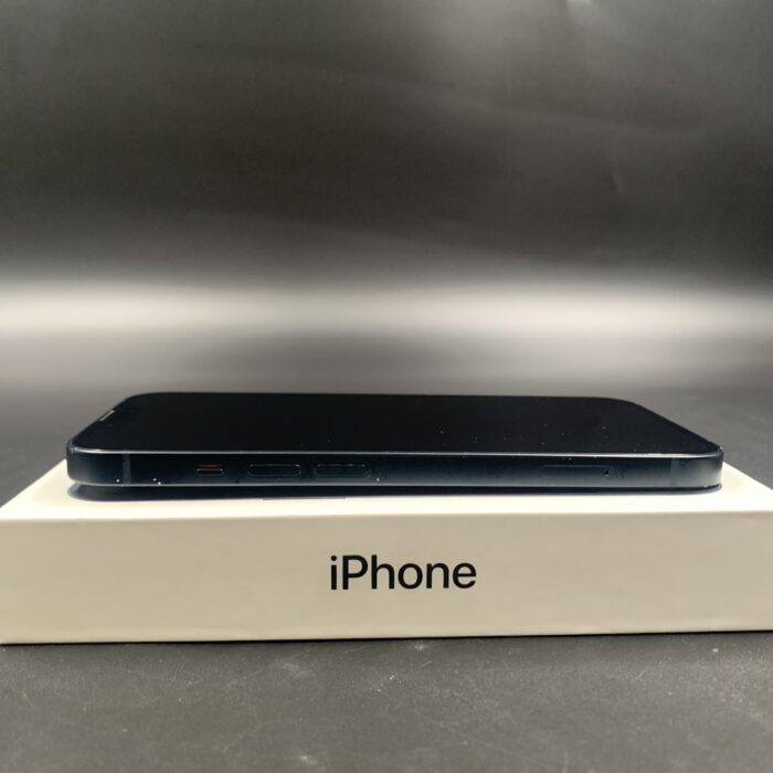 iPhone 13 128GB Midnight - Image 5