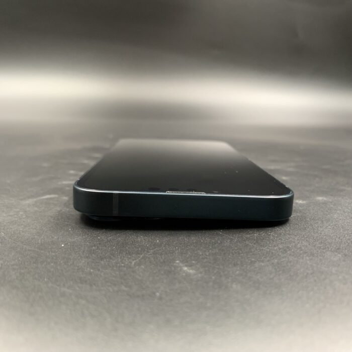iPhone 13 128GB Blue - Image 3