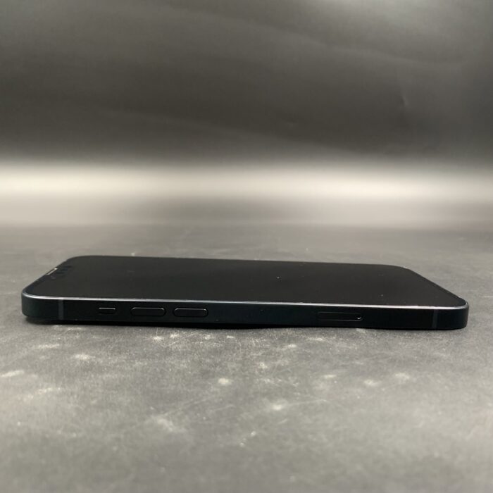 iPhone 14 Plus 512GB Midnight (Cracked Back) - Image 4