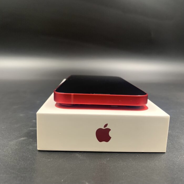 iPhone 13 128GB Product (Red) - Image 4