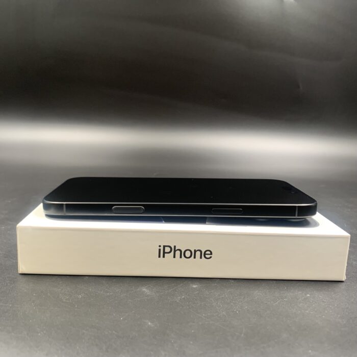 iPhone 16 Pro Max 256GB Black Titanium - Image 3