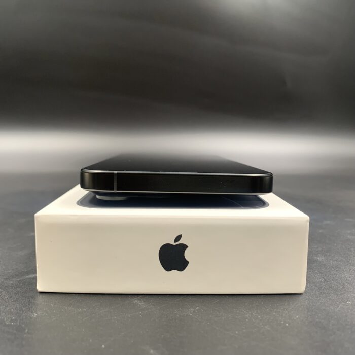 iPhone 16 Pro Max 256GB Black Titanium - Image 4