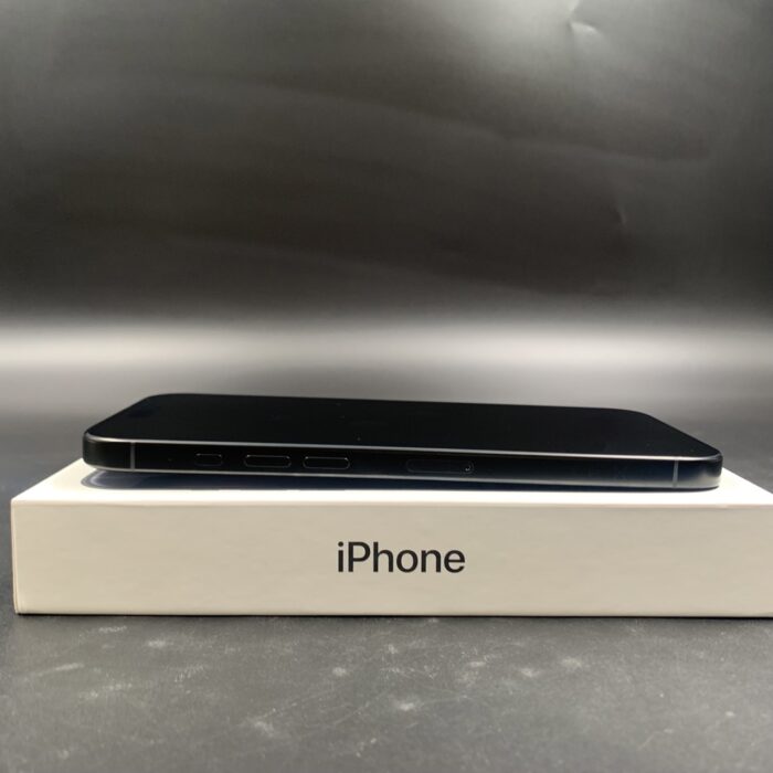 iPhone 16 Pro Max 256GB Black Titanium - Image 5