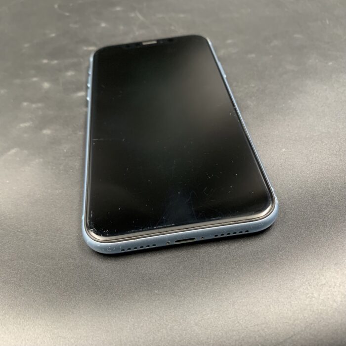 iPhone XR 64GB Blue - Image 7