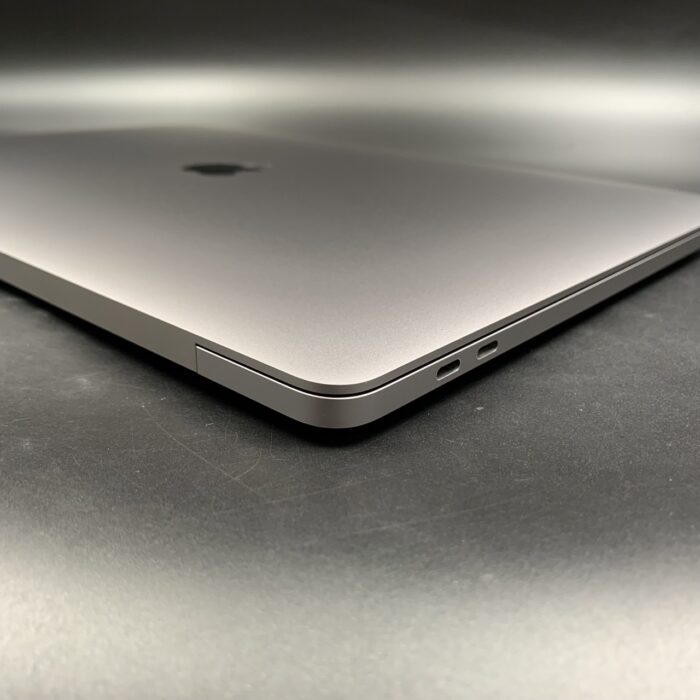 Macbook Pro 16" 2019 | 2.3GHz Core i9 | 32GB Ram | 1TB SSD | Space Grey - Image 5