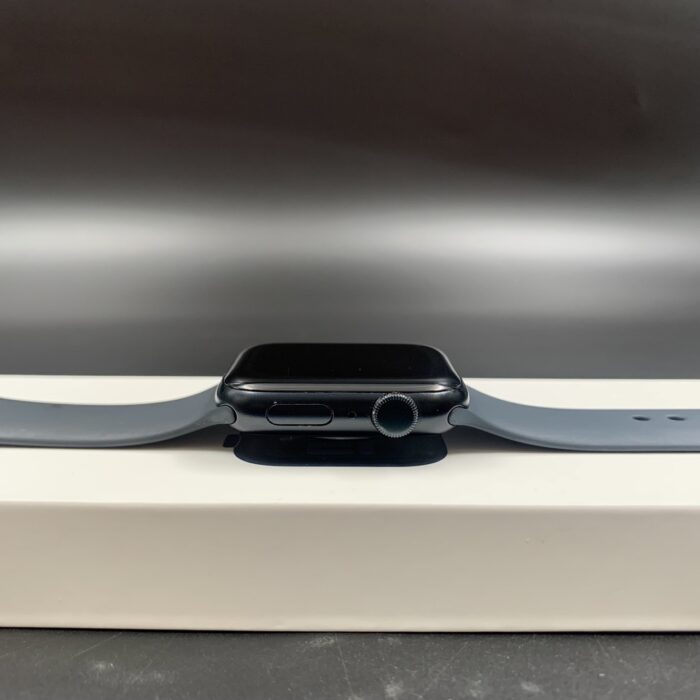 Apple Watch SE (2nd Generation) Midnight - Image 2