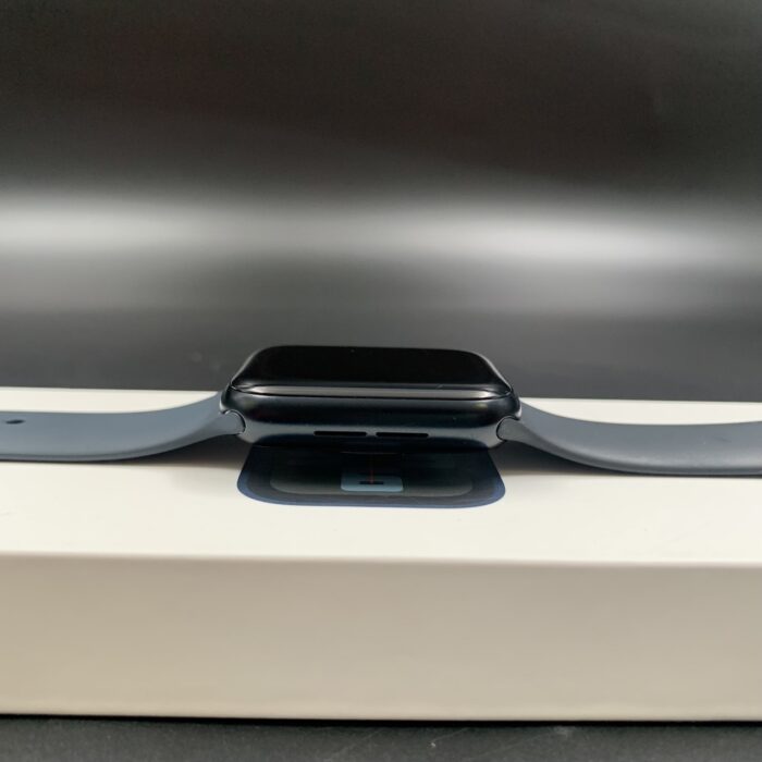 Apple Watch SE (2nd Generation) Midnight - Image 4