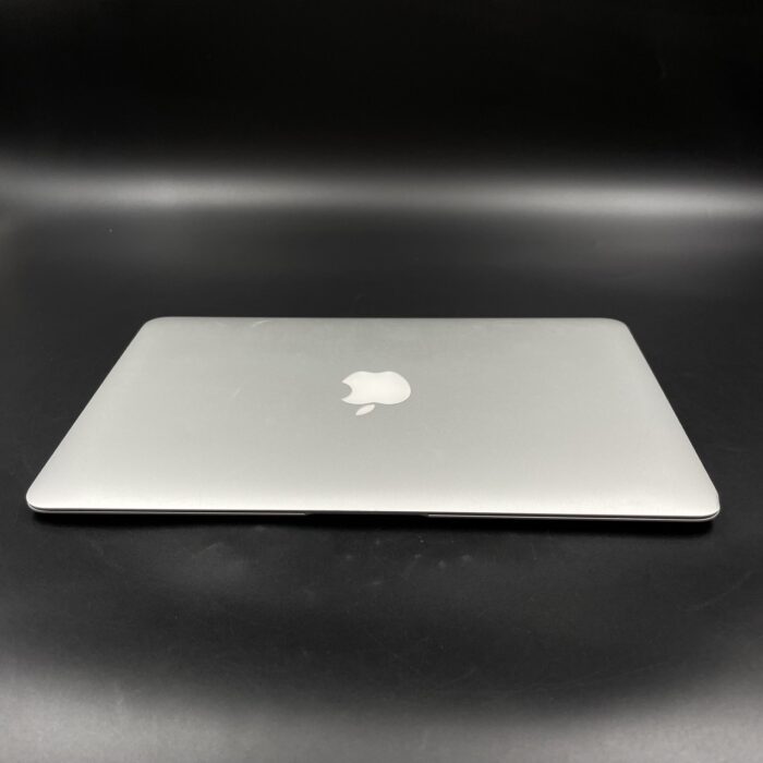 Macbook Air 11" 2014 1.4Ghz | 128GB SSD | 4GB Ram | Core i5 Silver - Image 2