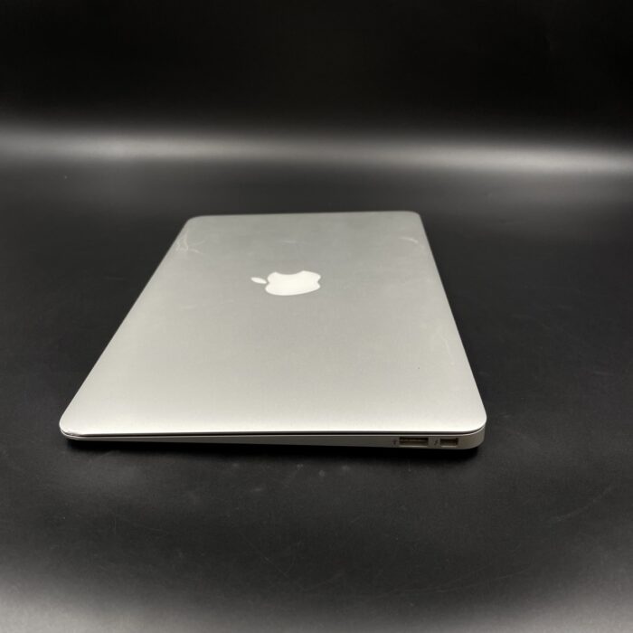 Macbook Air 11" 2014 1.4Ghz | 128GB SSD | 4GB Ram | Core i5 Silver - Image 3