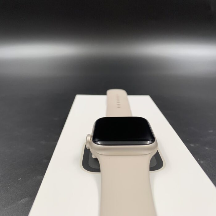 Apple Watch SE 2 40MM Starlight - Image 3