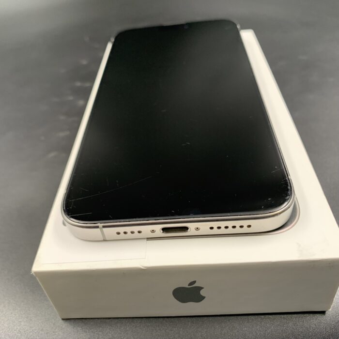 iPhone 15 Pro Max 512GB White Titanium - Image 9