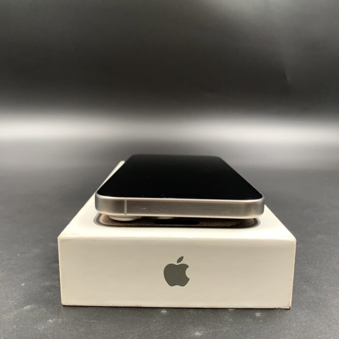 iPhone 15 Pro Max 256GB Natural Titanium - Image 4