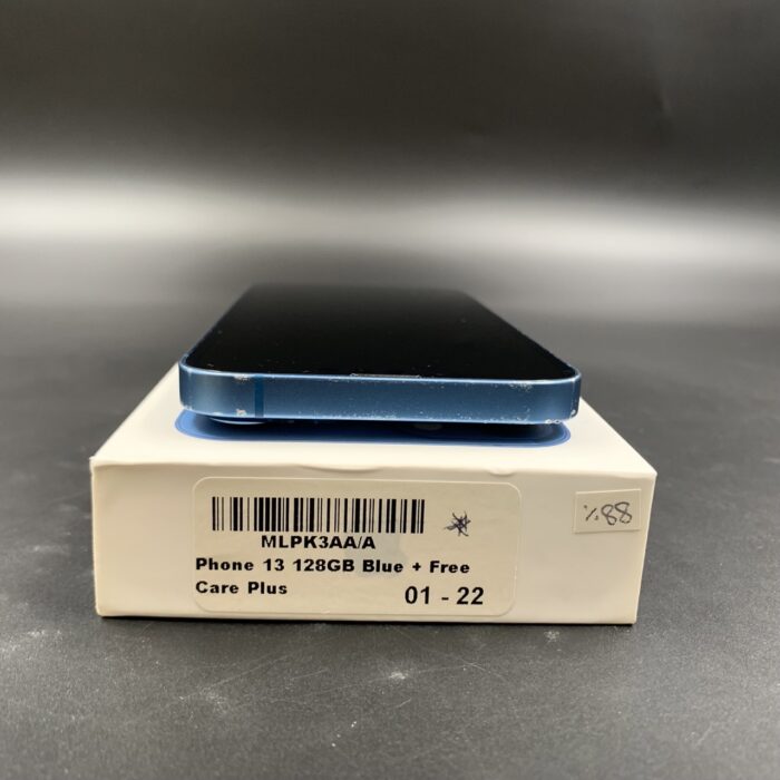 iPhone 13 128GB Blue - Image 4