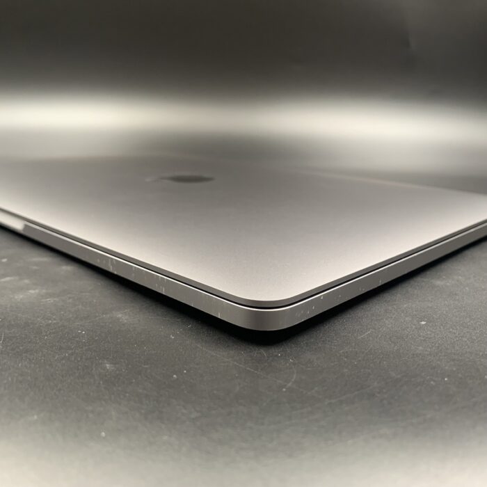 Macbook Pro 13" 2017 | 2,3GHz i5 | 8GB | 256GB Space Grey - Image 3