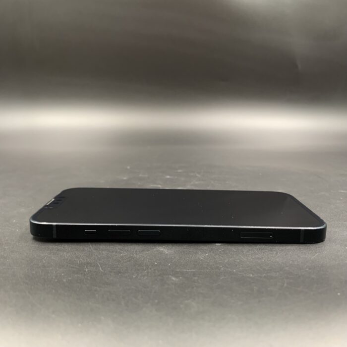 iPhone 13 256GB Midnight - Image 4