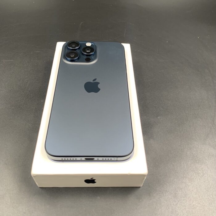 iPhone 15 Pro Max 1TB Blue Titanium - Image 7